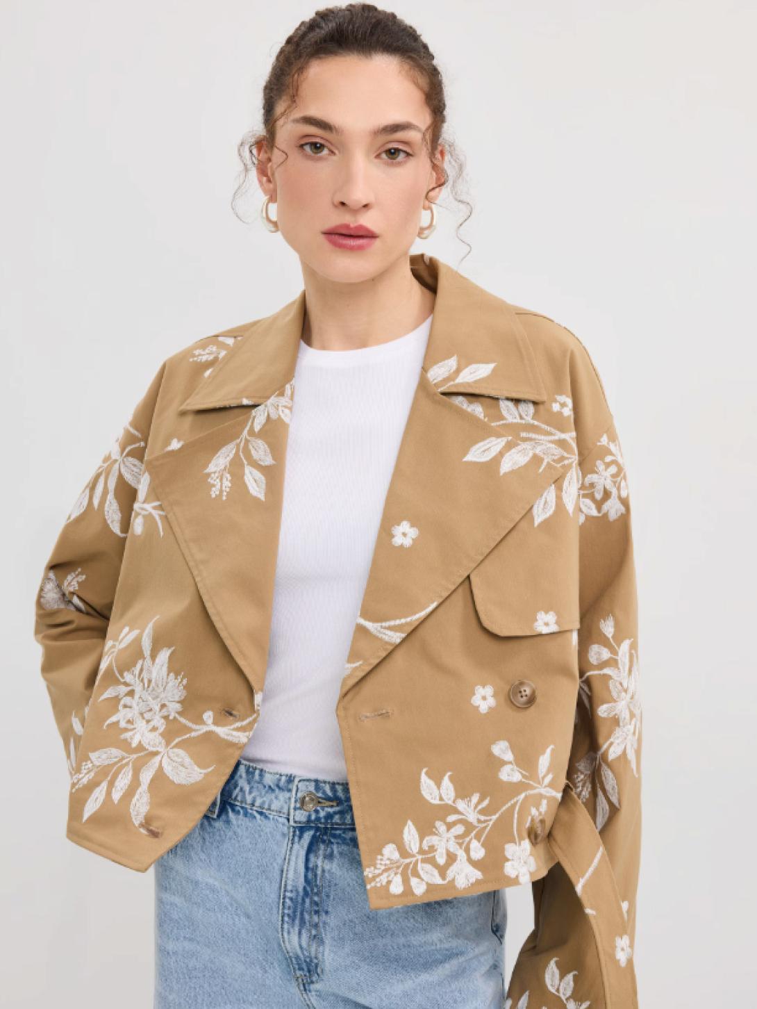 Γυναικεία μόδα, ανοιξιάτικη κολεξιόν, ρούχα, γυναίκα