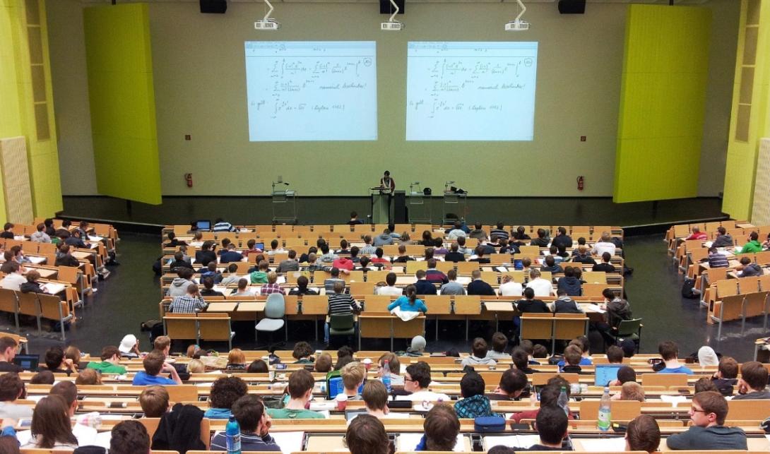 πανεπιστήμιο, απάτη