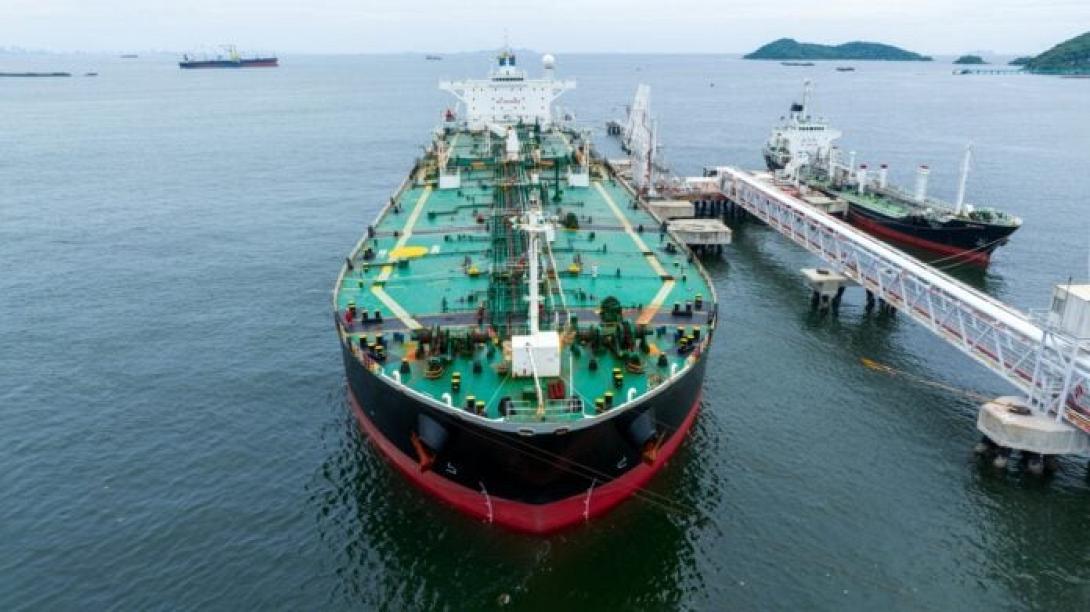 πετρέλαιο πλοίο