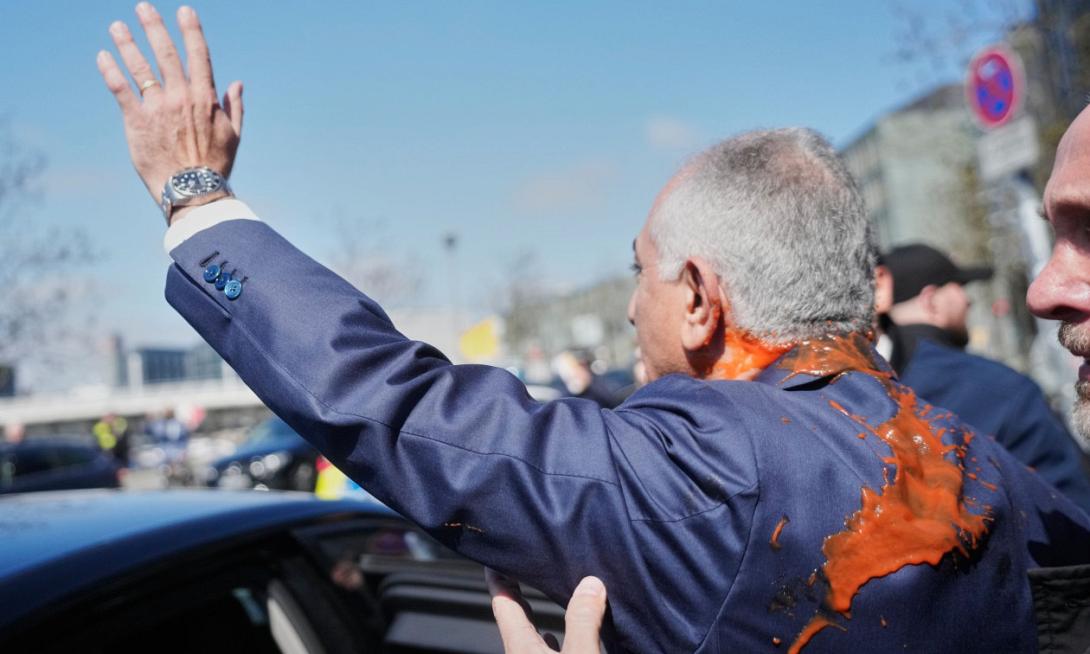 Ρεζά Παχλαβί μπογιά