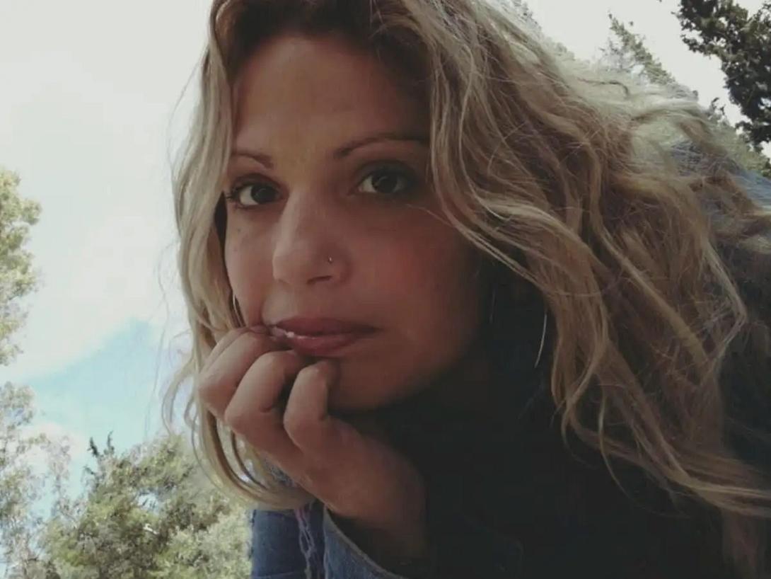 τραγουδίστρια