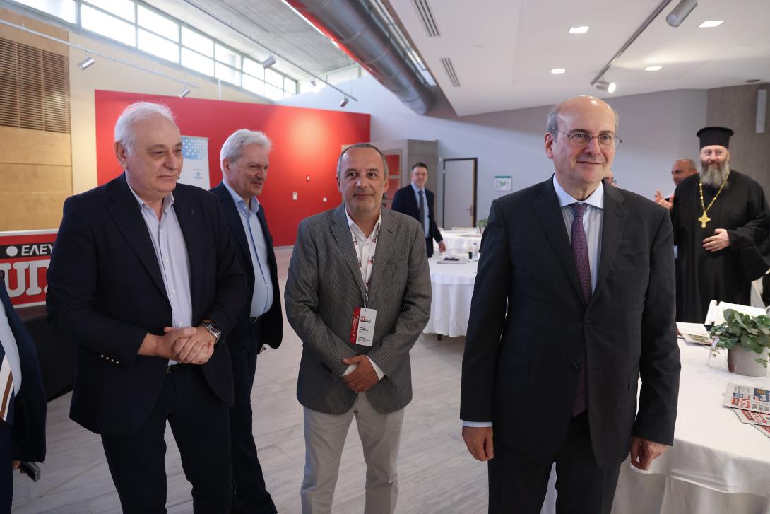 Χατζηδάκης