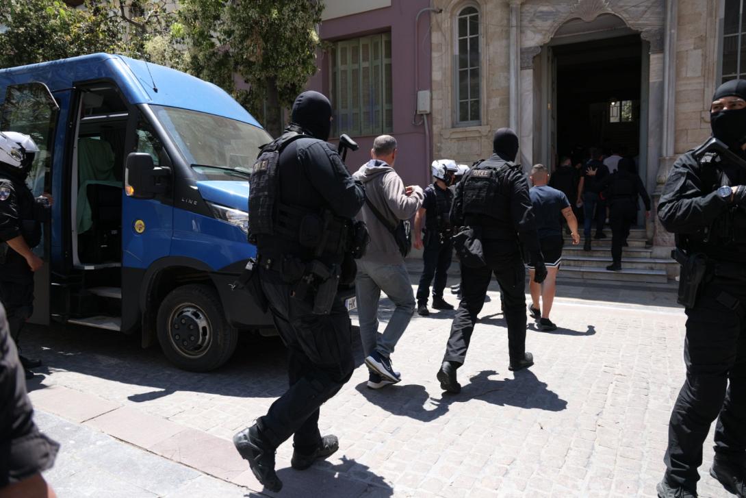 εγκληματική οργάνωση