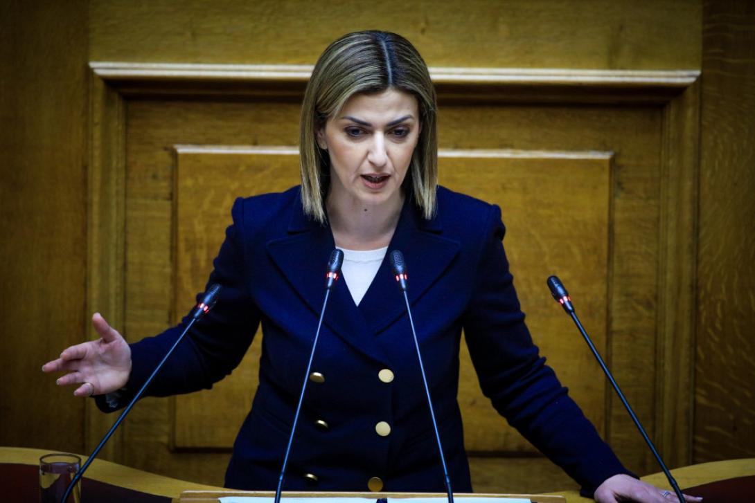 ειρηνη αγαπηδακη
