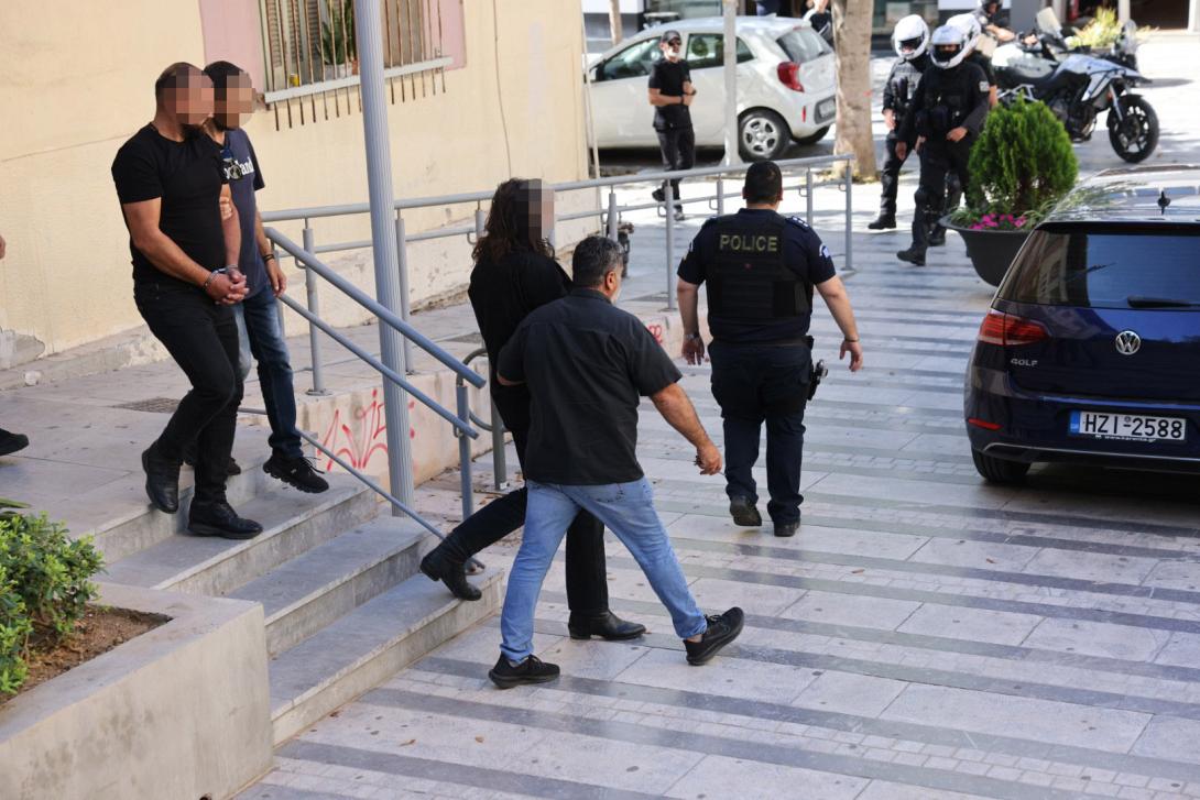 απεσωκάρι αυτοδιοκητικός
