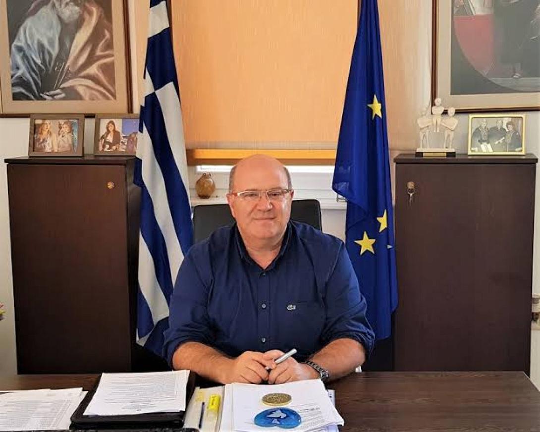 ΜΠΕΛΑΔΑΚΗΣ