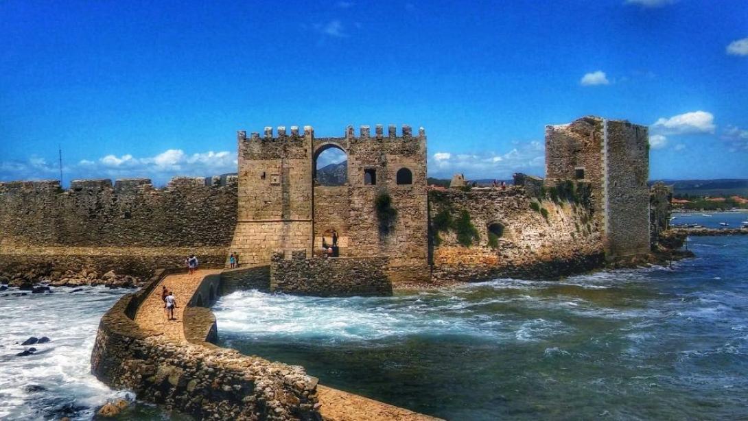 καστρο μεθωνης