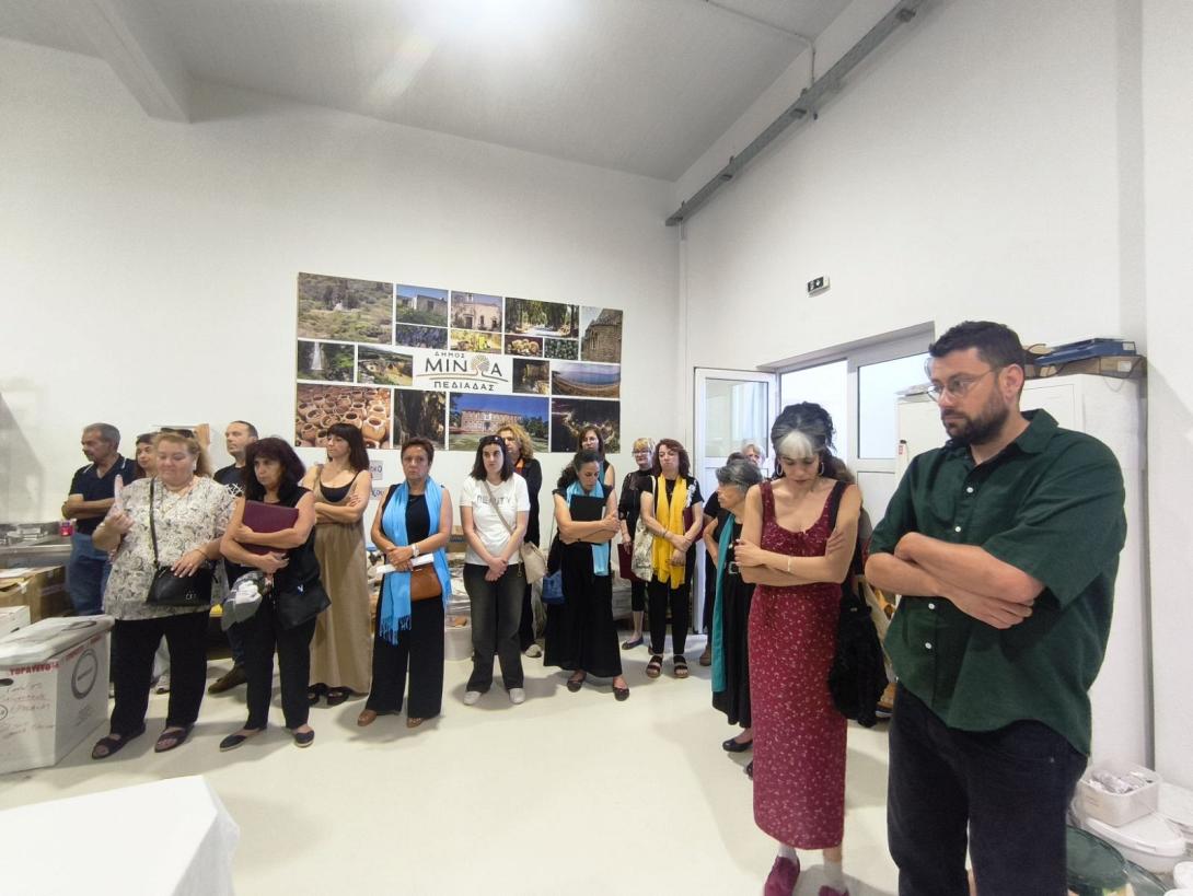  πιστοποιητικά επιτυχούς ολοκλήρωσης της εκπαίδευσης στους 20 σπουδαστές της Σχολής Κεραμικής
