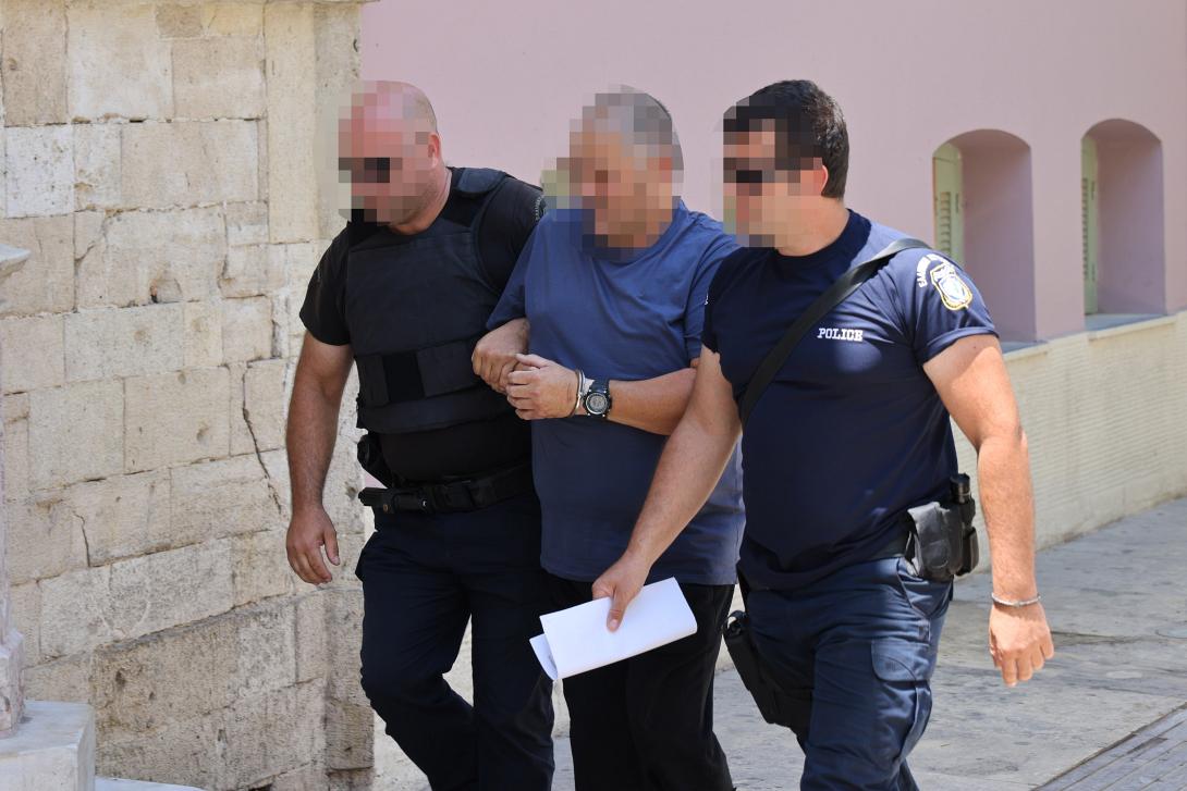 58χρονος 