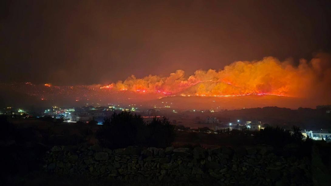 φωτιά - Πάρος