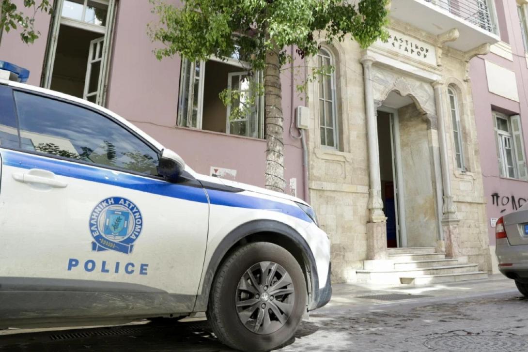 δικαστηρια περιπολικο