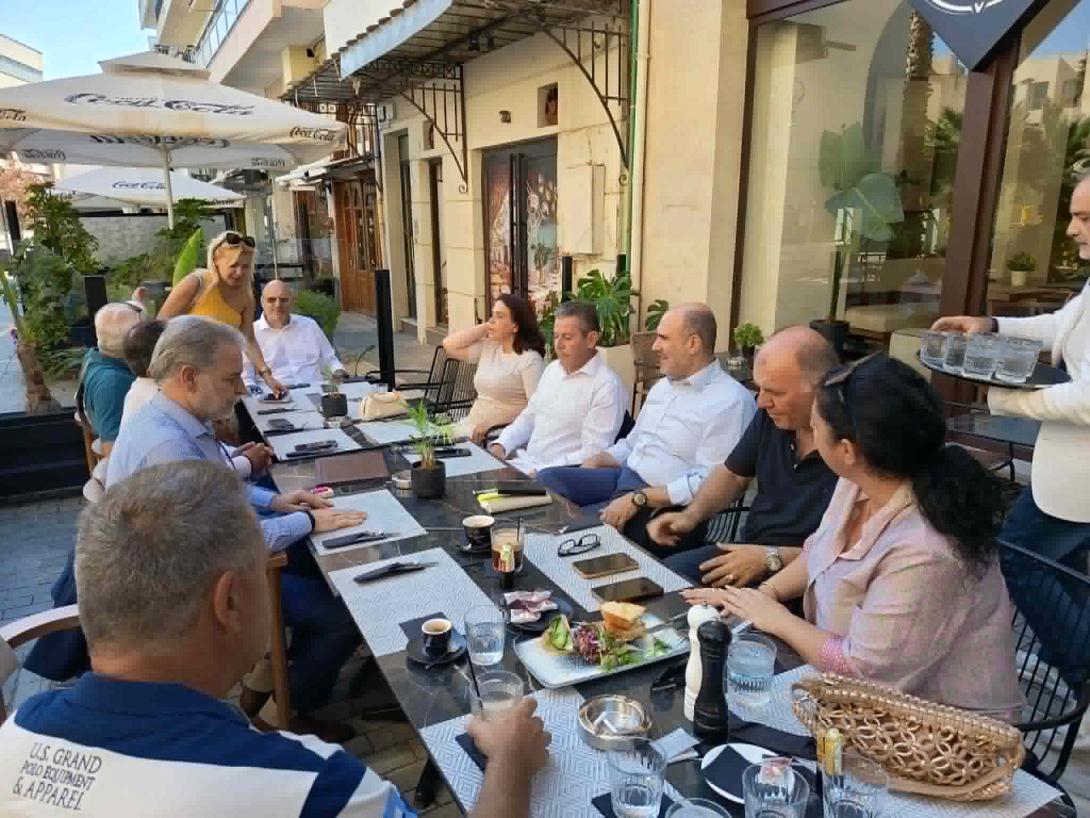 δεεπ μαρκόπουλος