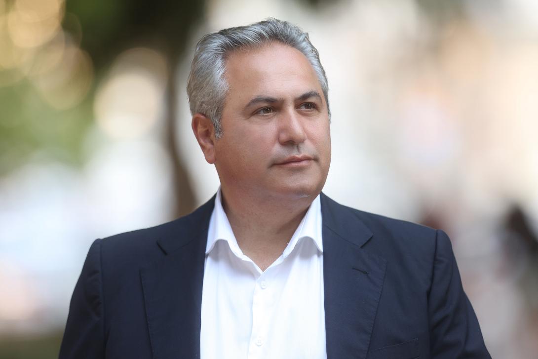 νίκος σκουλάς