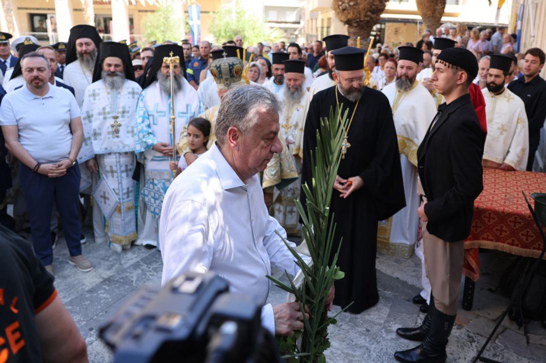 αρναουτακης αγιος τιτος