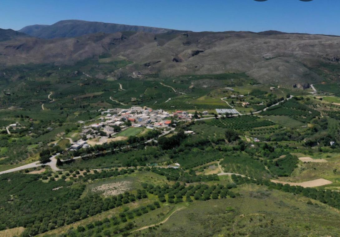 θεατρο ελιας σητεια