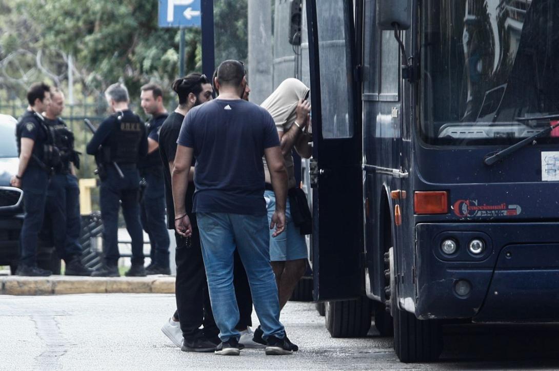 μεταγωγές μεταναστών 