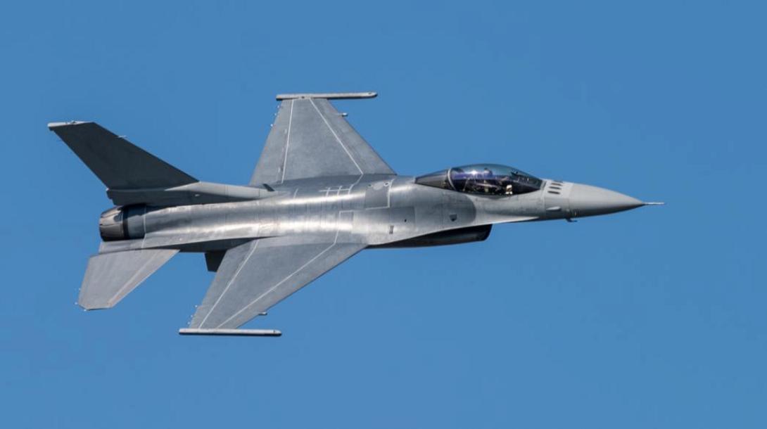 τουρκικο f 16