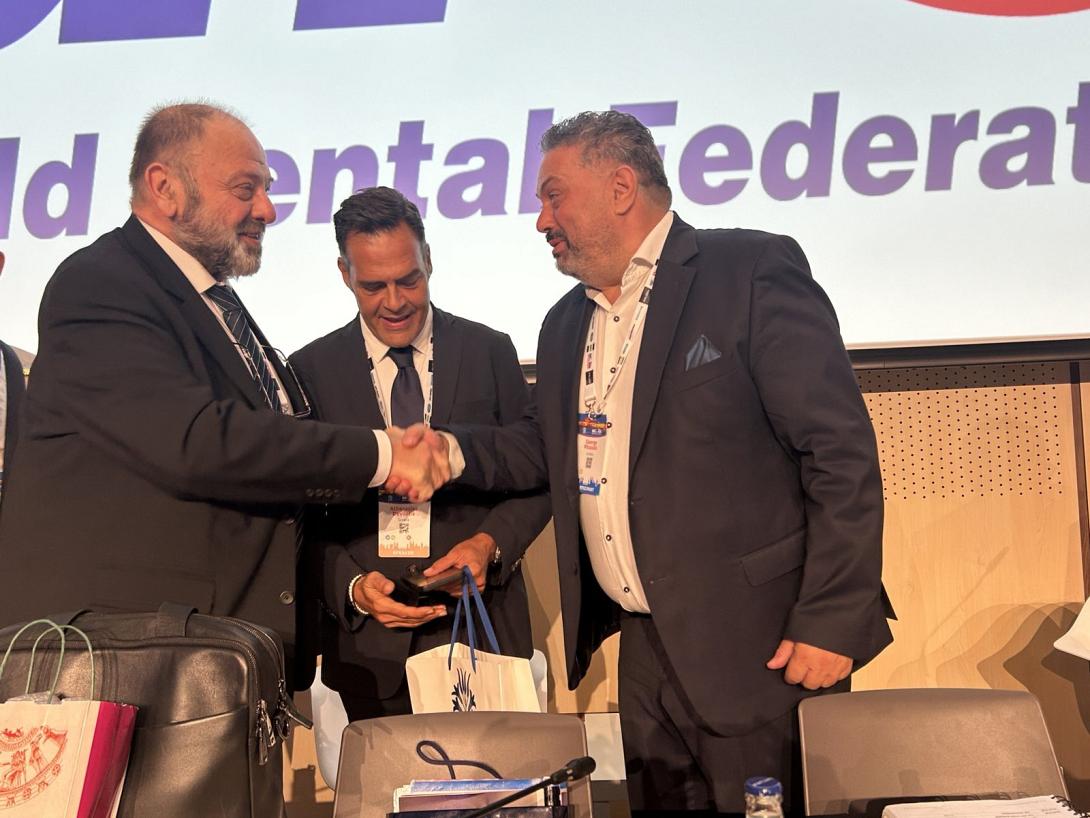 ΒΡΑΒΕΥΣΗ ΠΕΡΙΦΕΡΕΙΑΣ στα FDI Smile Grants 