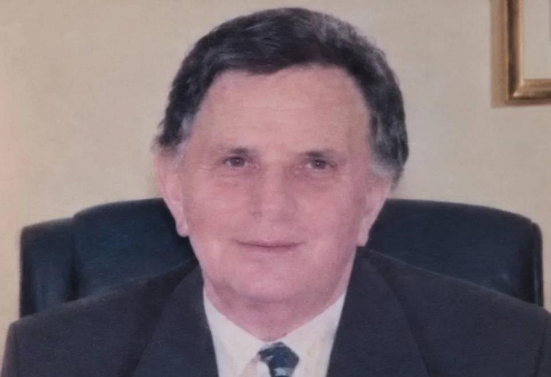 Ευάγγελος Χναρας