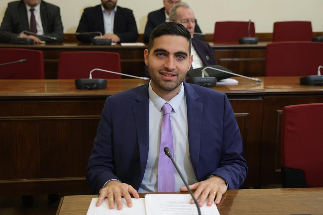 κωνσταντινος κεφαλογιαννης