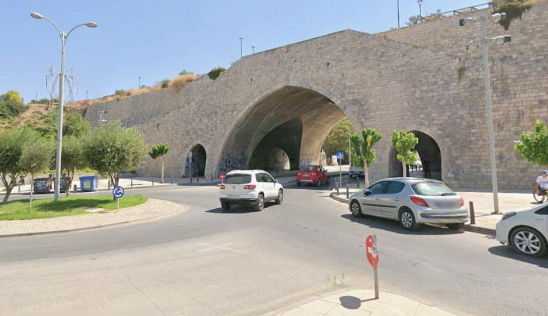 ΕΝΕΤΙΚΑ ΤΕΙΧΗ