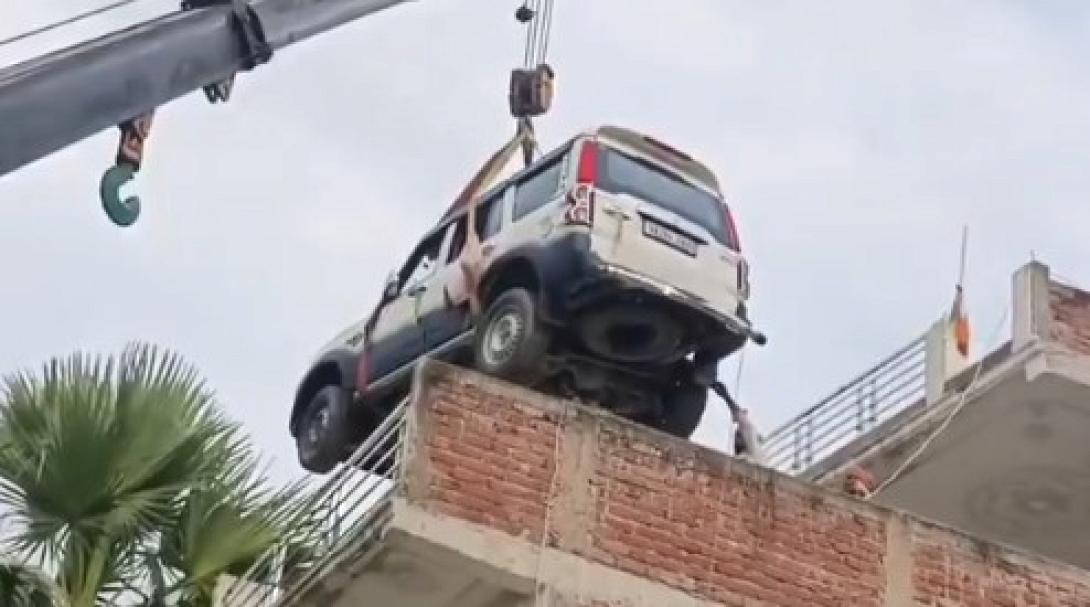 SUV ταράτσα
