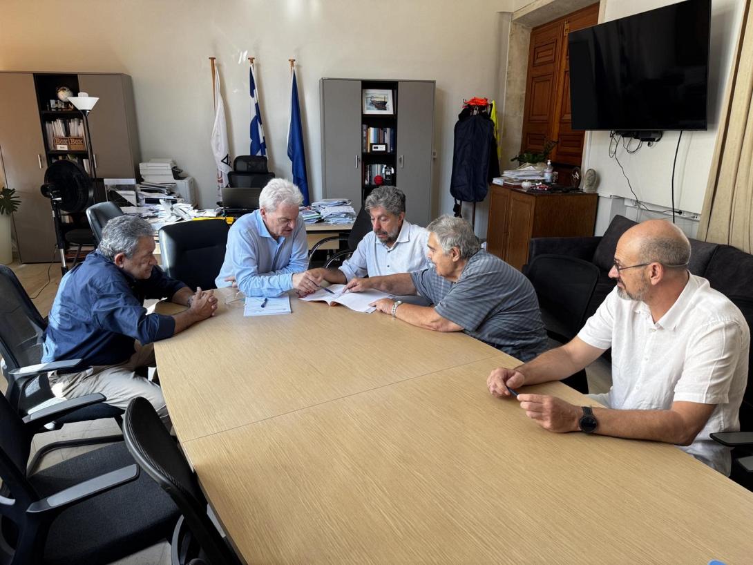 Αλέξης Καλοκαιρινός 