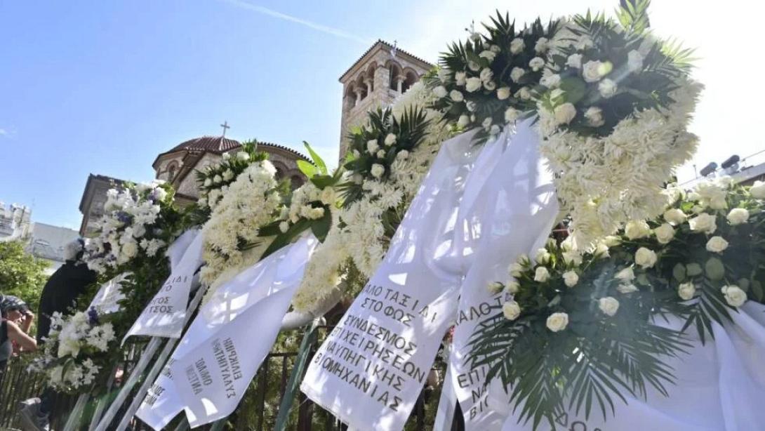 αγία τριάδα μαζωνάκης