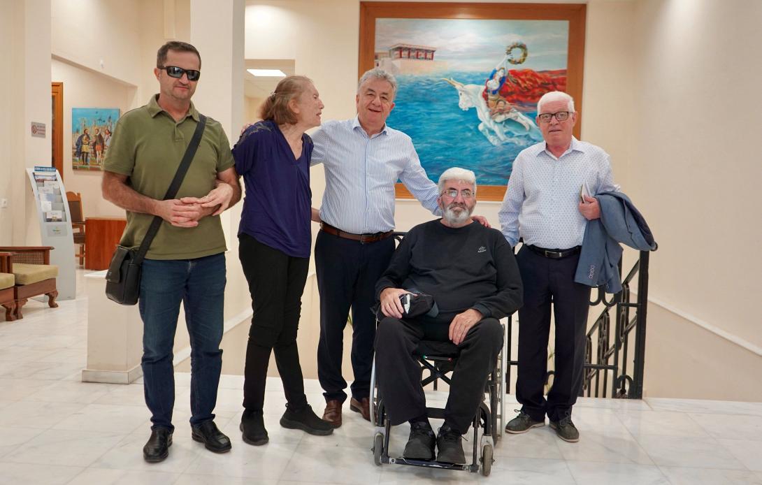 Συνάντηση του Περιφερειάρχη Κρήτης Σταύρου Αρναουτάκη με το Σωματείο Ατόμων με Αναπηρία Π. Ε.  Ρεθύμνης