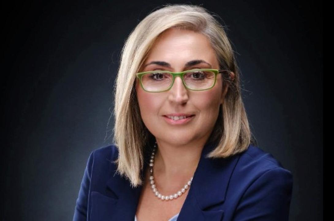 Η Στέλλα Αραμπατζή