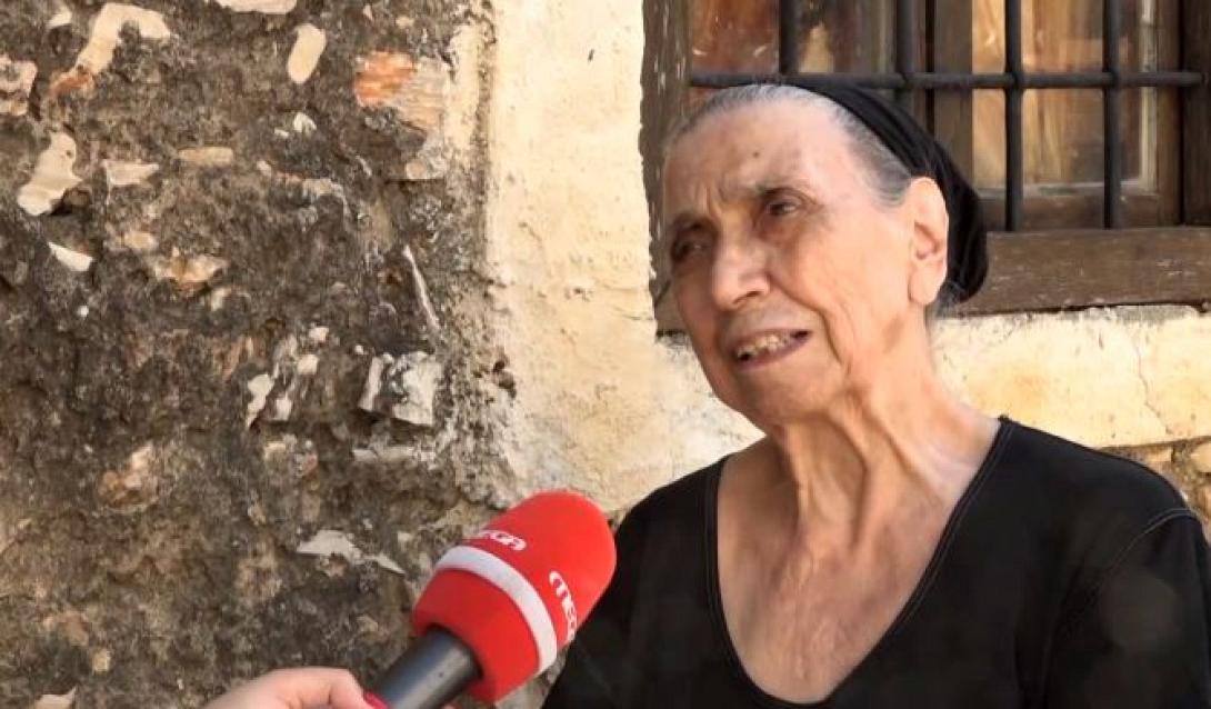 γ