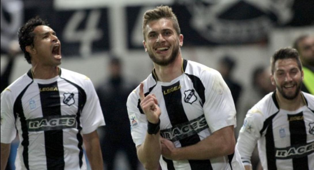 Με..Θανάση "βλέπει" τελικό!