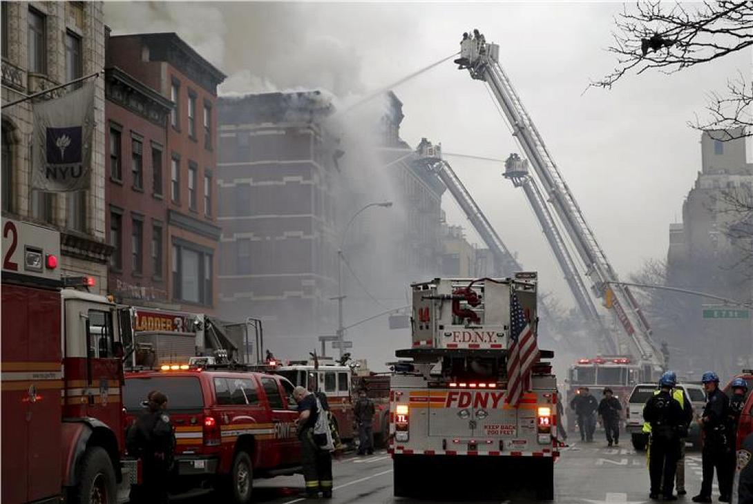 21232816_2015_03_26t211751z_1359255516_gf10000039786_rtrmadp_3_usa_new_york_collapse.limghandler.jpg