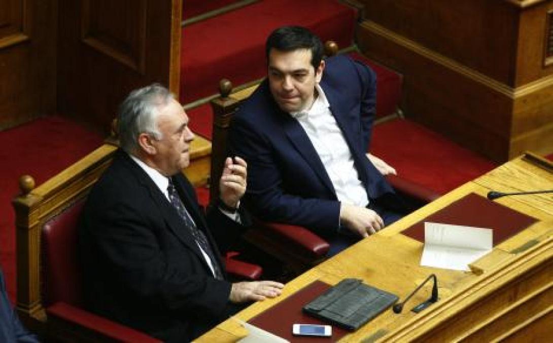 Bloomberg: Ο Τσίπρας παρουσιάζει το νέο σχέδιο  χωρίς μνημόνιο