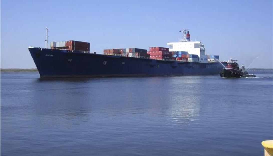 23083729_2015_10_02t194528z_537803706_gf10000230273_rtrmadp_3_storm_joaquin_ship.limghandler.jpg