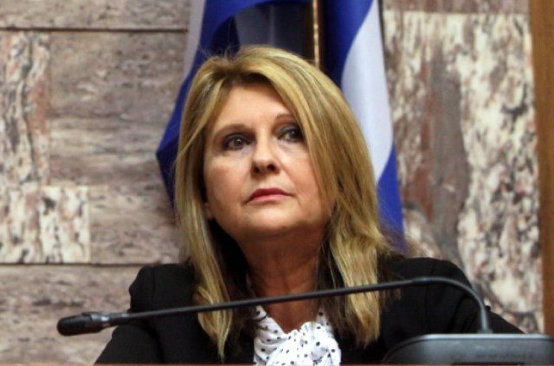 "Μα, γιατί αντιδράτε στα πάντα;"