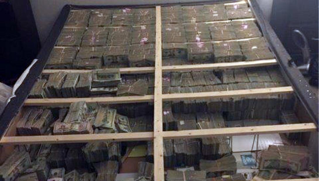 χρηματα στρώμα