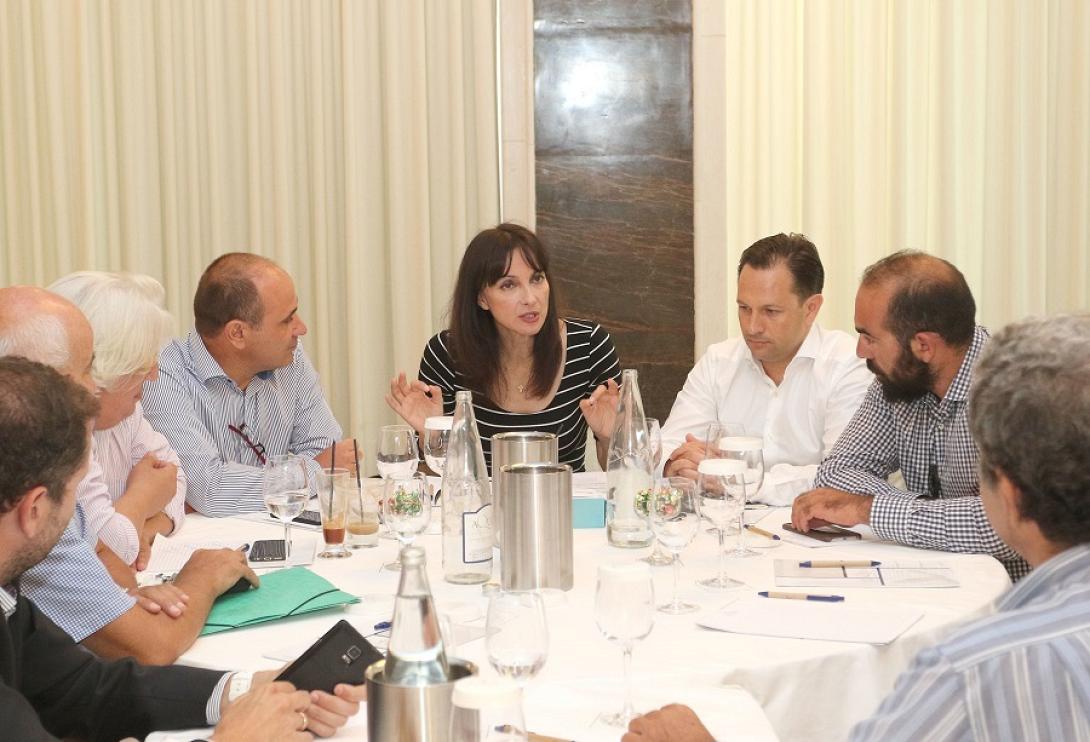 έλενα κουντουρά