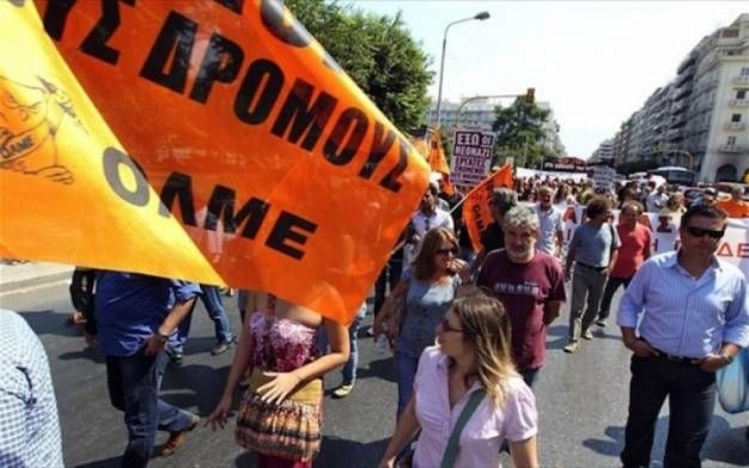 Συνάντηση με τον πρωθυπουργό ζητά η ΟΛΜΕ για τους καθηγητές σε διαθεσιμότητα