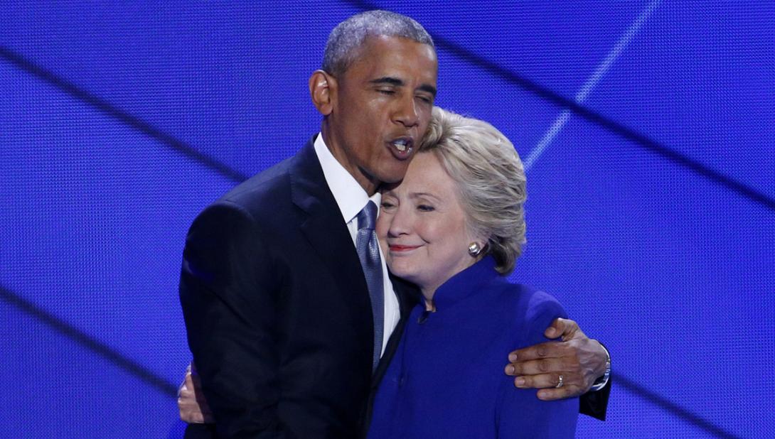 28-73339obamahilarry.jpg