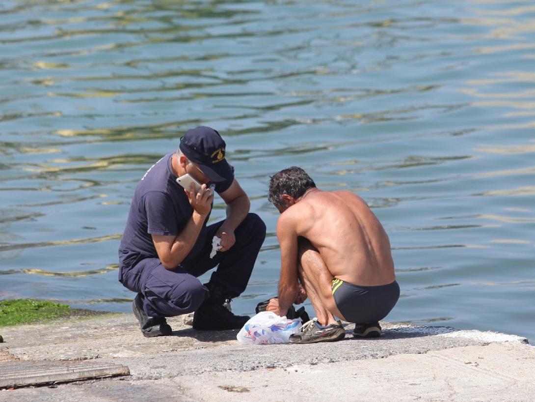 οστά λιμάνι