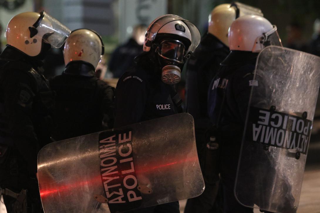 επεισοδια ηρακλειο αστυνομια αναρχικοι.jpg