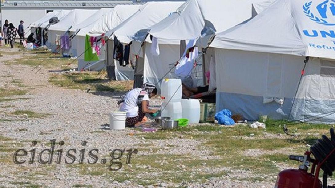 camp της Νέας Καβάλας μετανάστες
