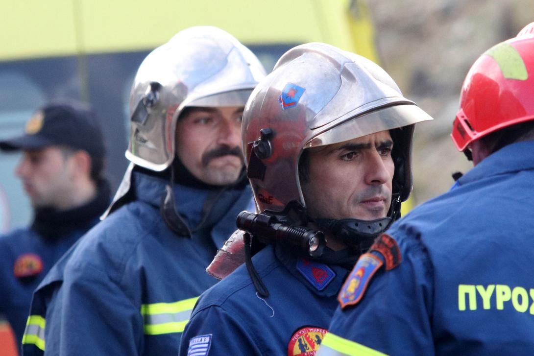 πυροσβεστες.jpg