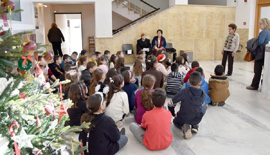 Από την ξενάγηση στην έκθεση