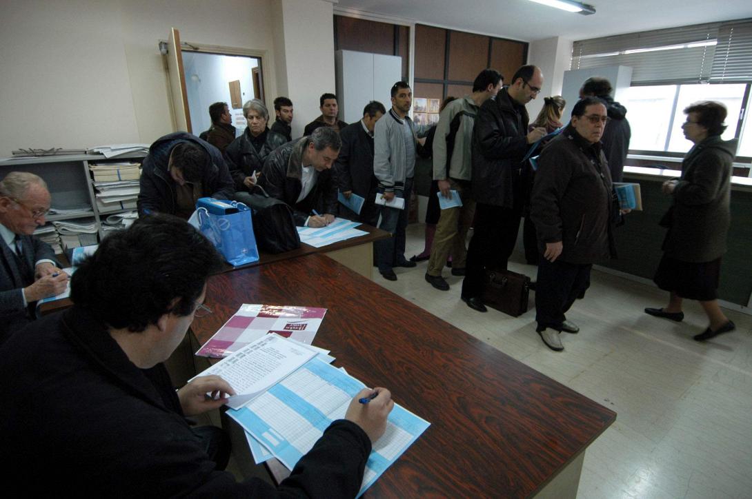 Ο πίνακας κατάταξης για τις 7.400 προσλήψεις ανέργων