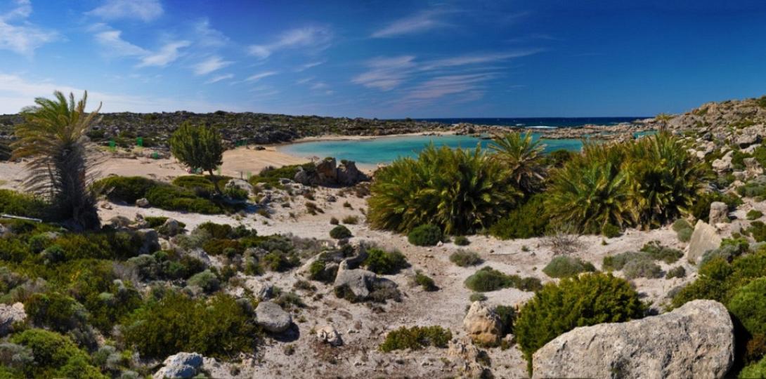 Η παραλία Άσπρη Λίμνη στα Χανιά