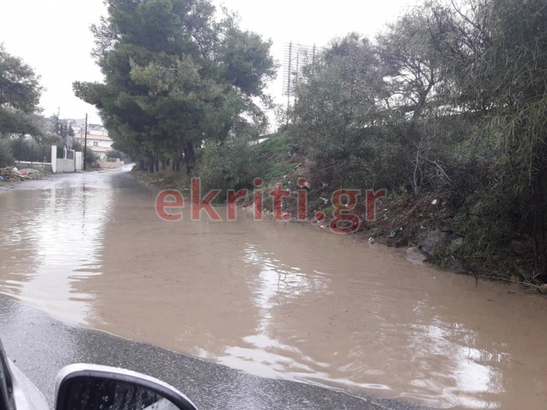δρομος πλημμυρα.jpg