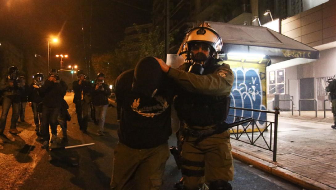 επεισόδια εξάρχεια