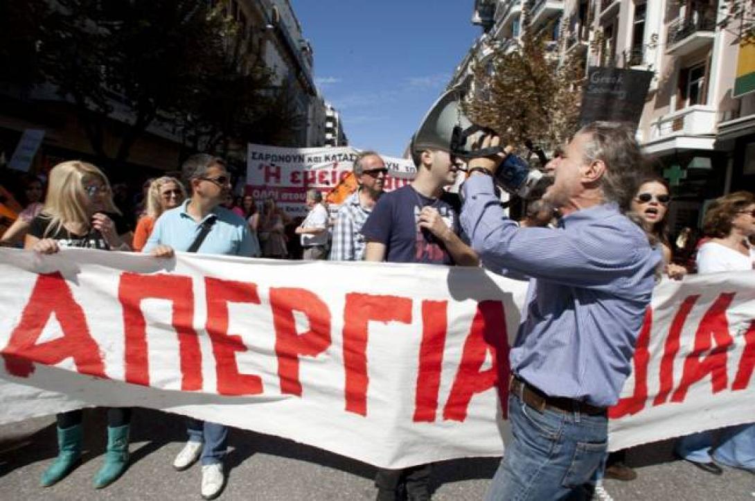 Παραλύει το Δημόσιο την ερχόμενη Τετάρτη λόγω της 24ωρης απεργίας της ΑΔΕΔΥ